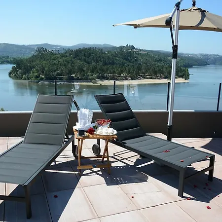 Figurino Do Douro Melres