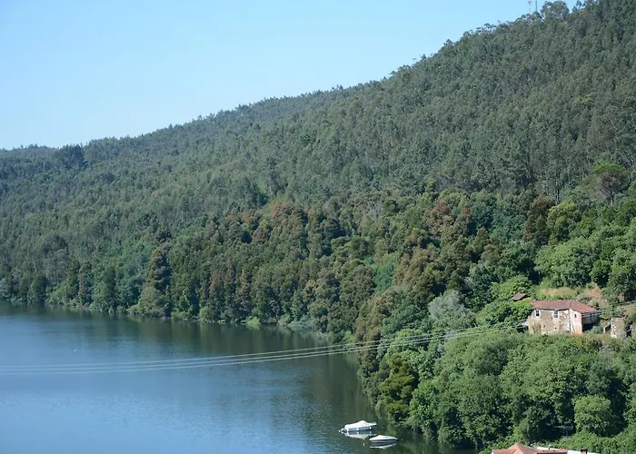 Guest house Figurino Do Douro Melres