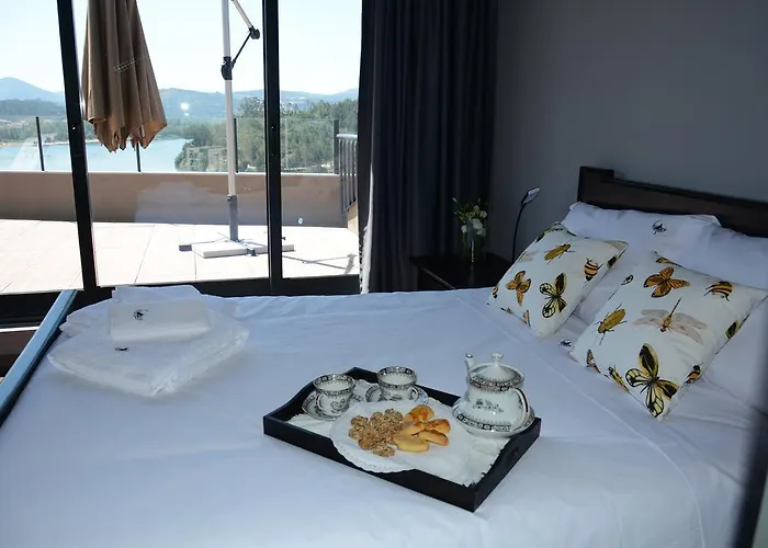 Figurino Do Douro Melres